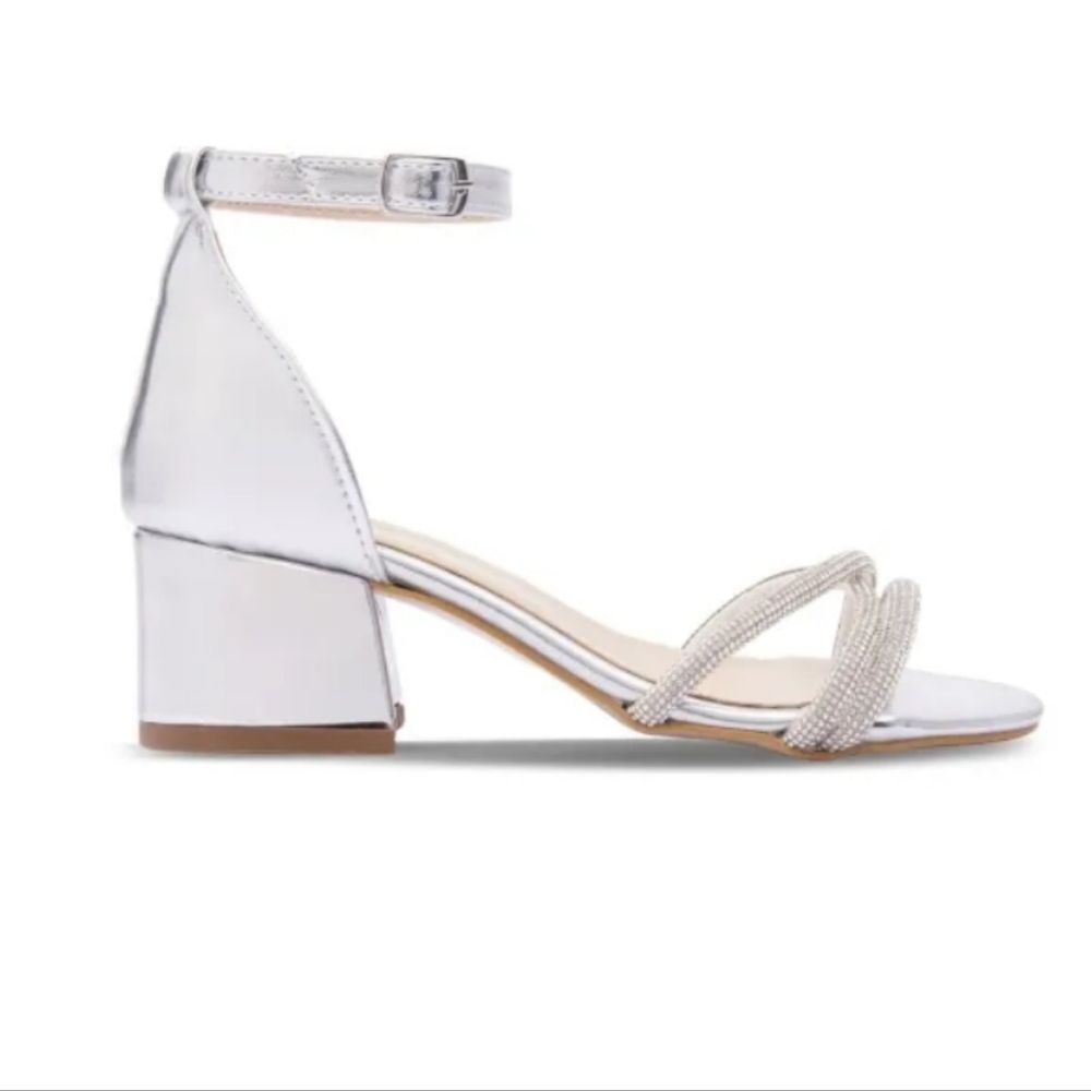 BRAND NEW DELICIOUS RHINESTONE-EMBELKISHED TRIPLE-STRAP LOW BLOCK SANDAL